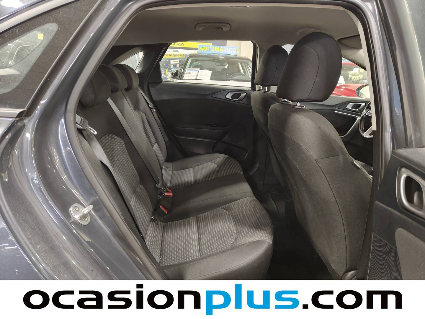 Foto KIA Ceed Kia Ceed 1.0 T-GDi Concept (120 CV)