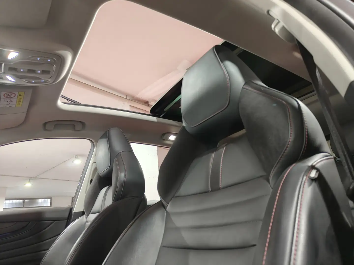 Foto MG HS MG eHS 1.5 T-GDI PHEV Luxury (258 CV)