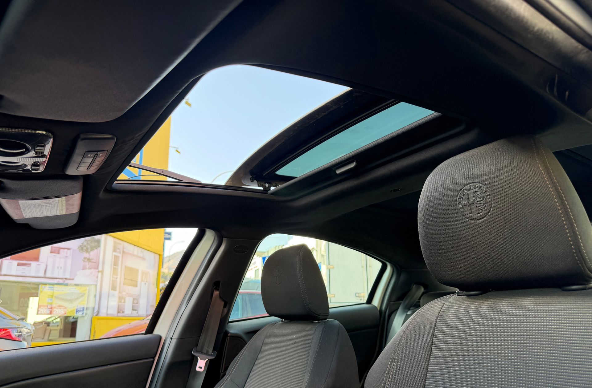 Alfa Romeo Giulietta 1.6 JTDm Distinctive - foto 6