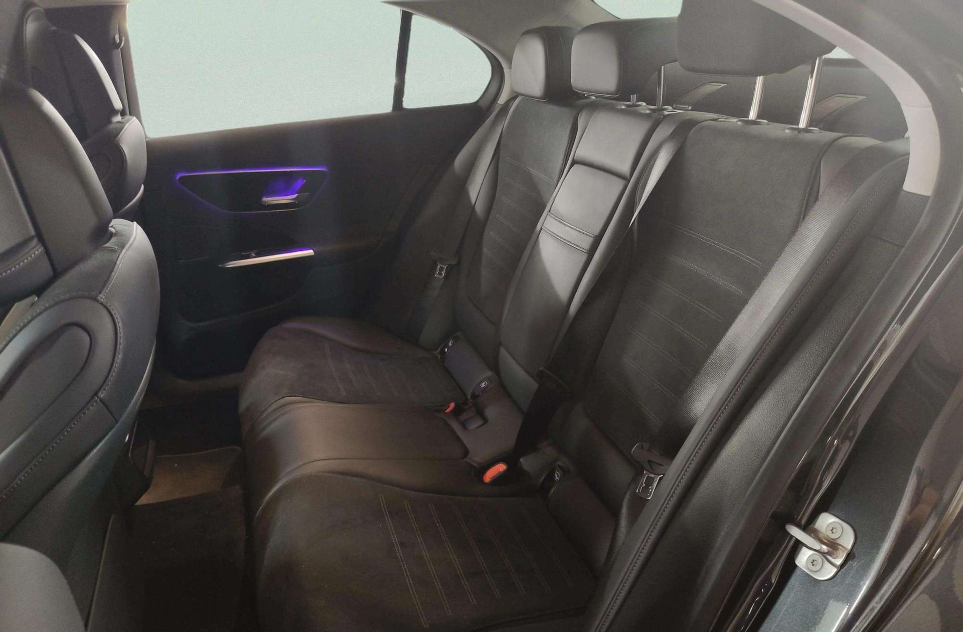 Mercedes-Benz Clase C 200 d Pack AMG - foto 13