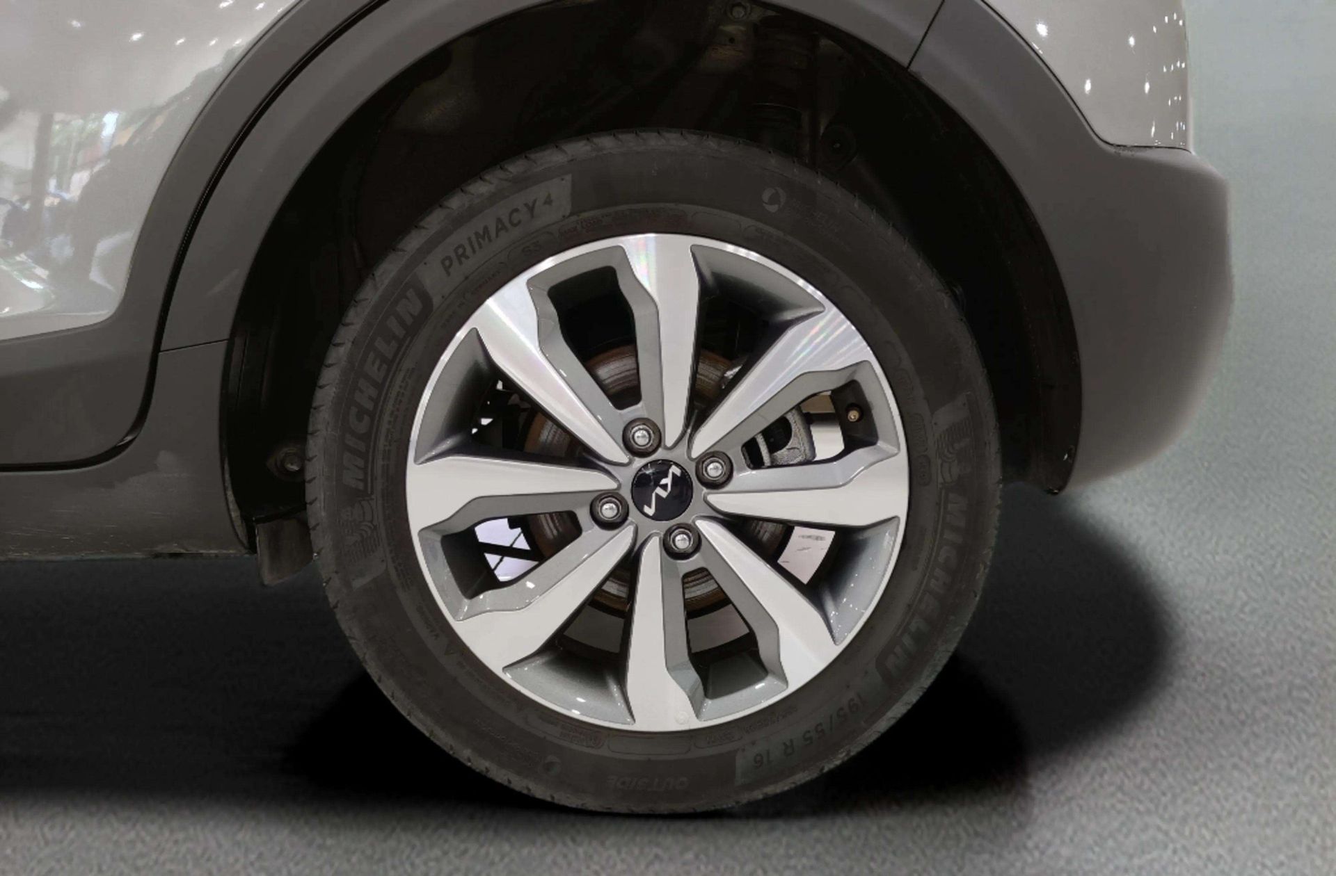 Kia Stonic 1.0 T-GDi MHEV Concept - foto 30