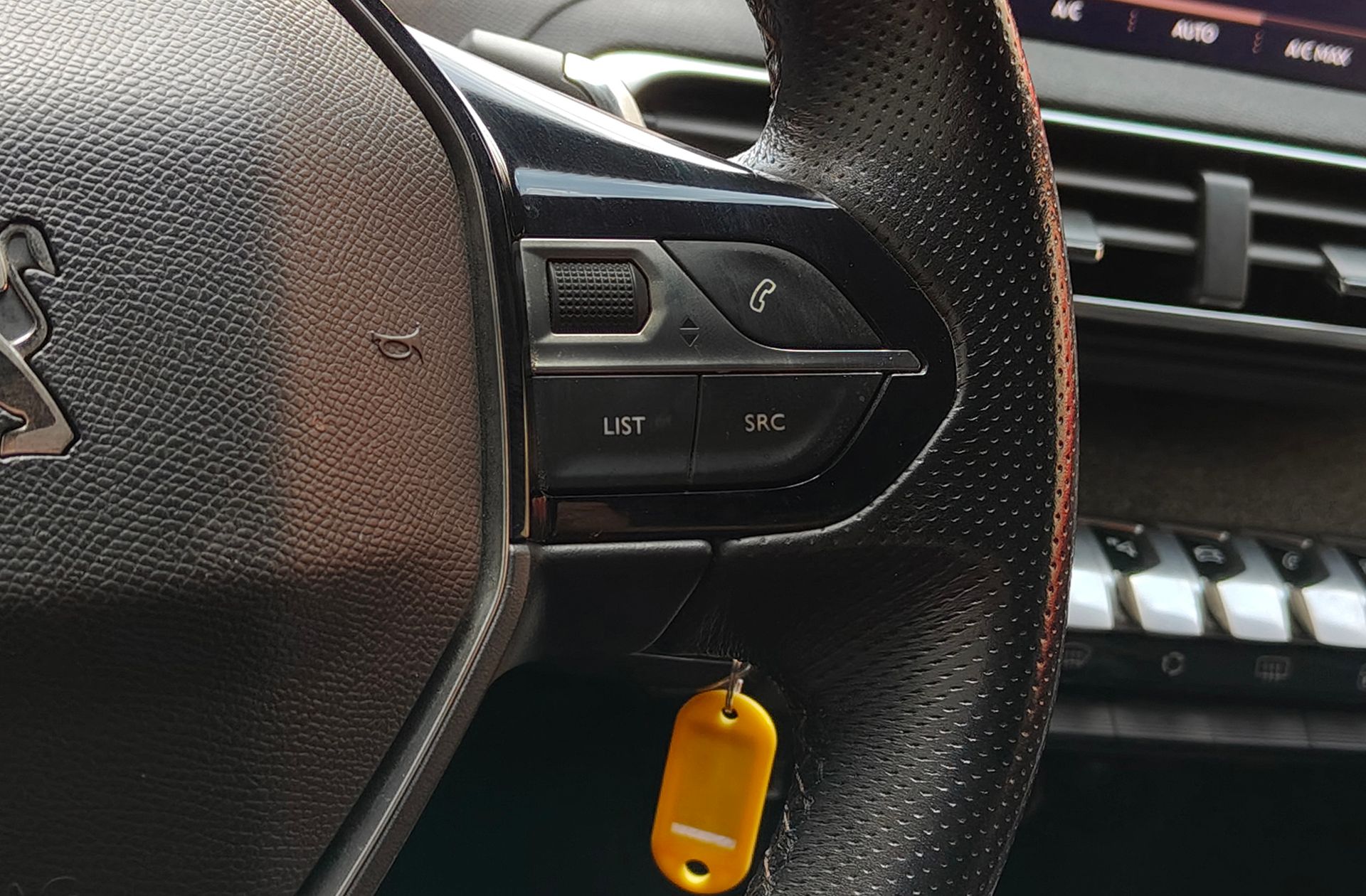 Peugeot 5008 BlueHDi 180 GT EAT8 7 plazas - foto 30