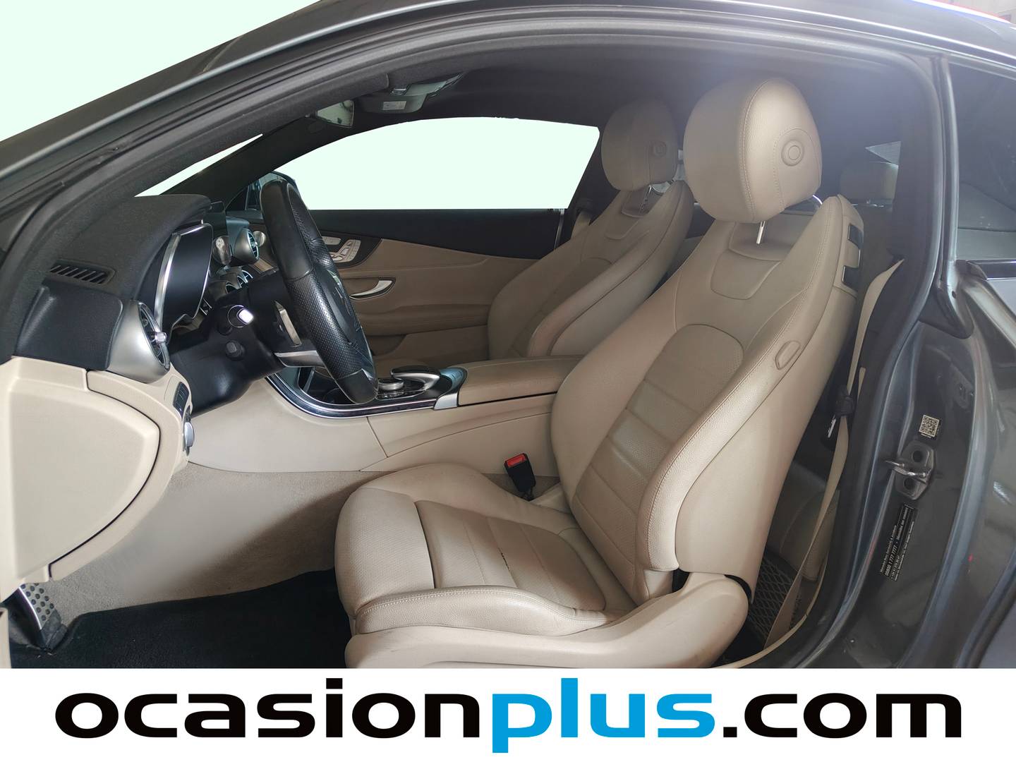 Foto asientos delanteros Mercedes Clase C Mercedes Clase C Coupe 300 (258 CV)