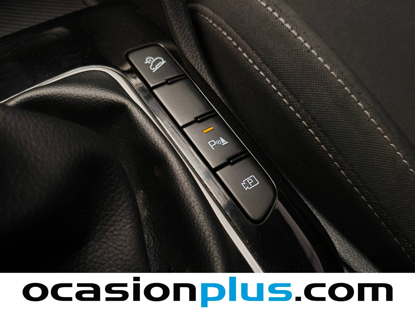 Accesorios del KIA Sportage KIA Sportage 1.6 CRDi MHEV Business 4x2 (136 CV)