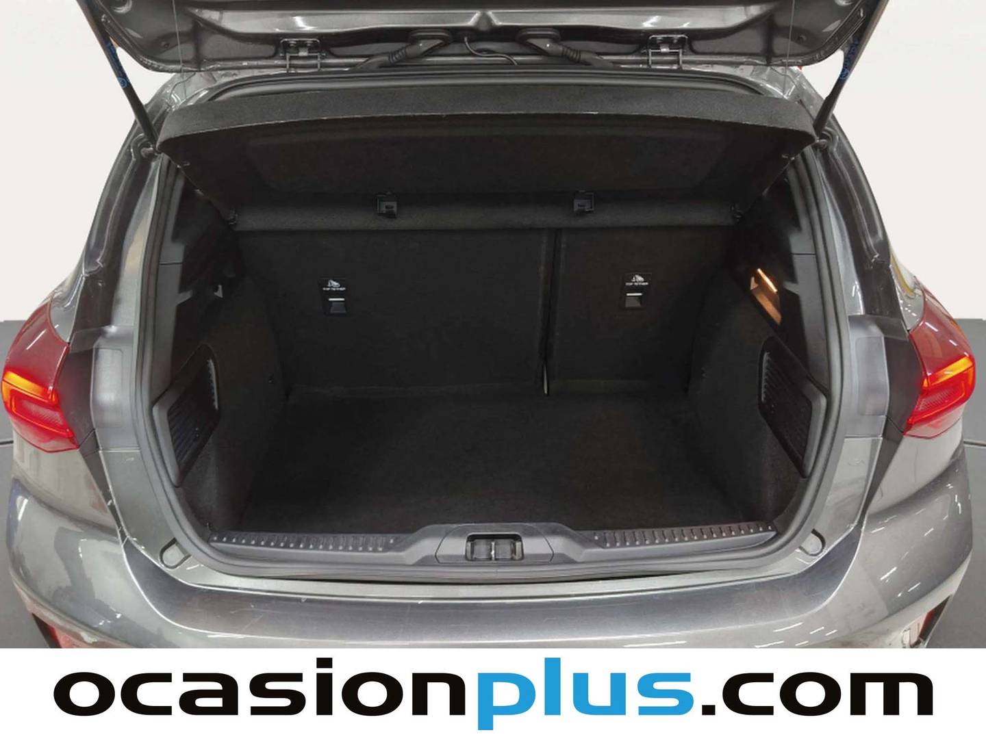 Fotos maletero Ford Focus Ford Focus 1.0 Ecoboost MHEV ST-Line Auto (155 CV)