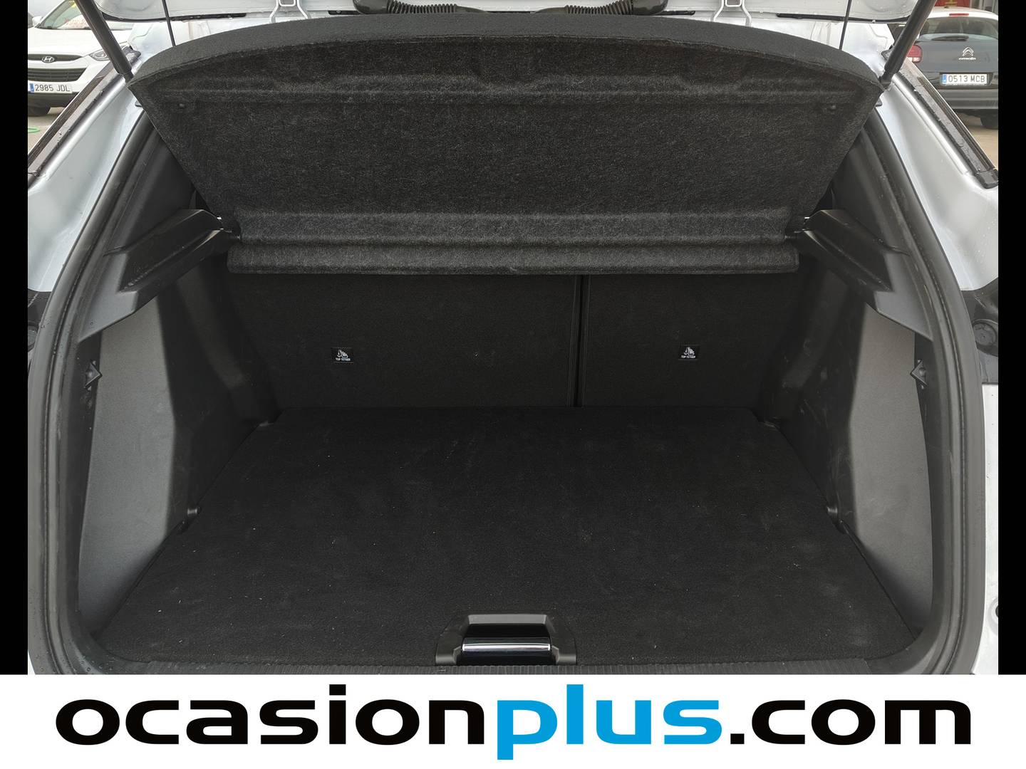 Foto Peugeot 2008 Peugeot 2008 PureTech 130 S&S Allure EAT8 (130 CV)