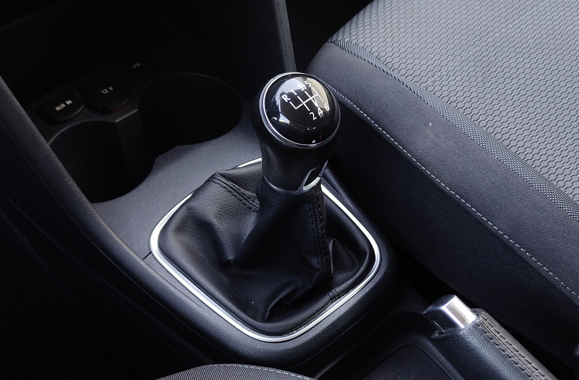 Volkswagen Polo Sport 1.2 TSI BMT - foto 5