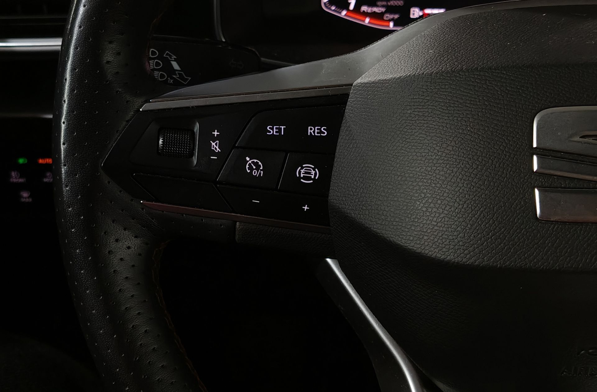 SEAT León 1.5 TSI FR - foto 36