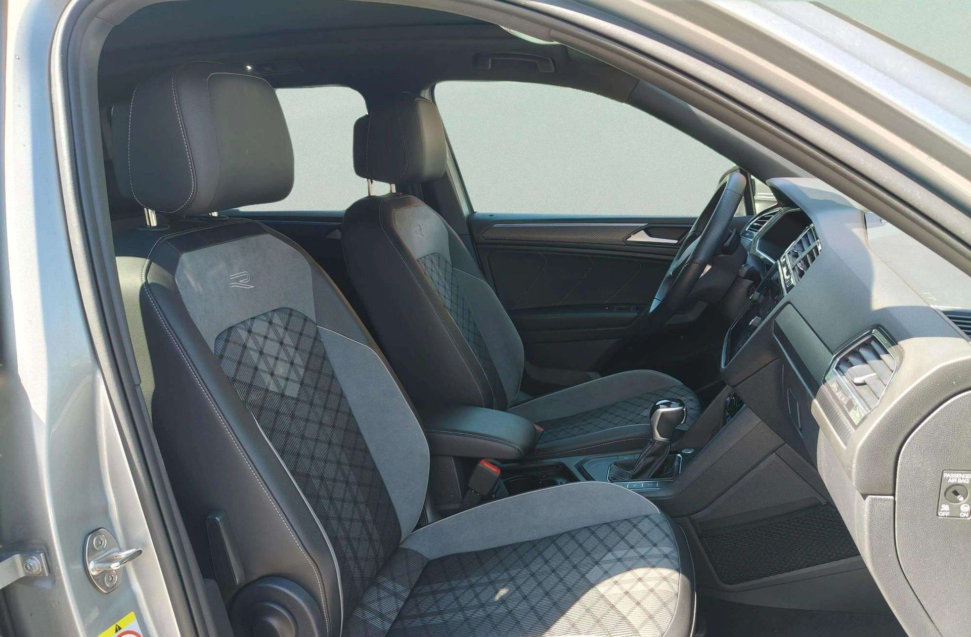 Volkswagen Tiguan Allspace R-Line 2.0 TDI DSG 7 plazas - foto 23
