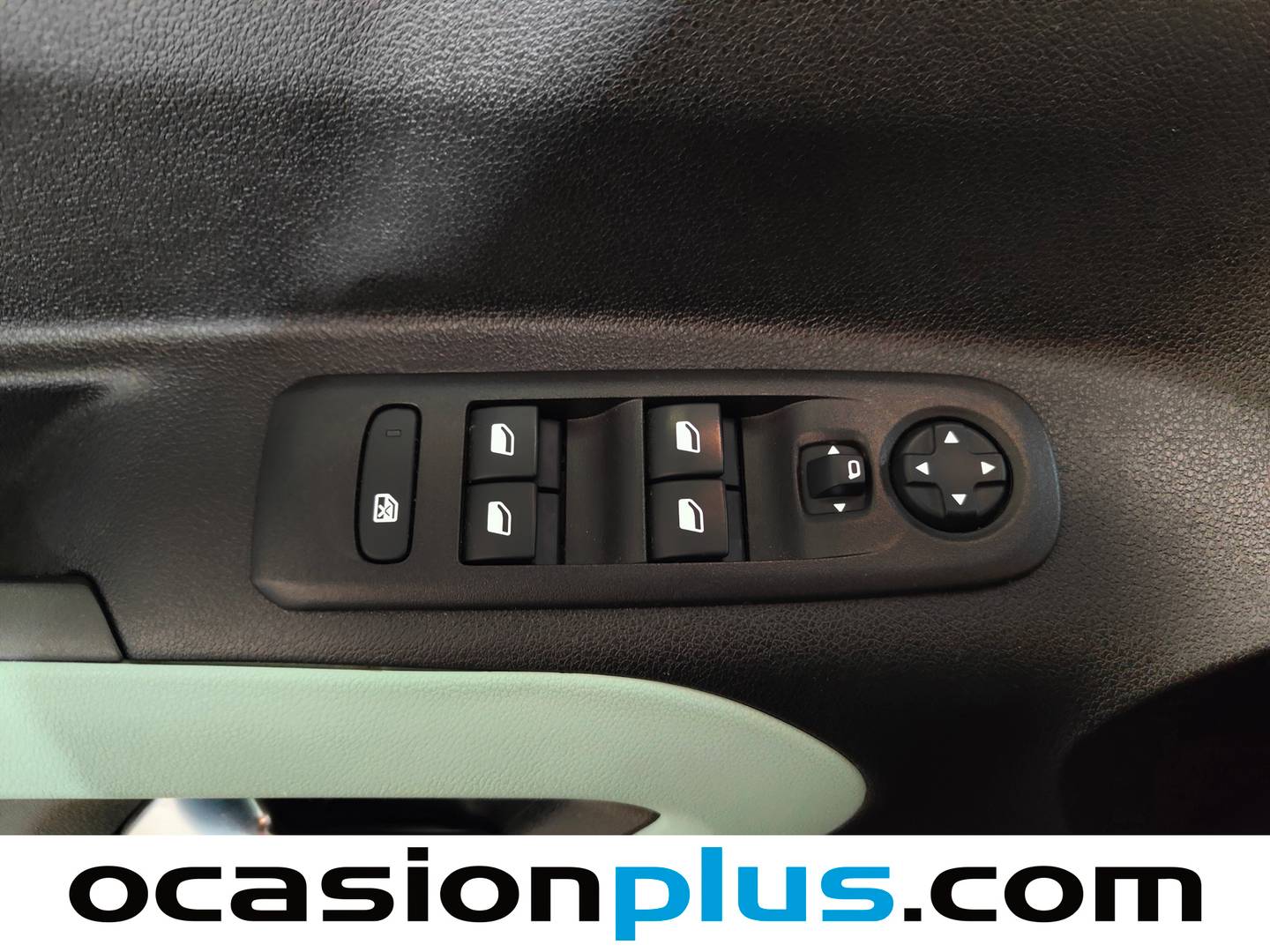 Foto Citroën Berlingo Citroen Berlingo Combi BlueHDi 100 S&S Talla M 100 Años (102 CV)