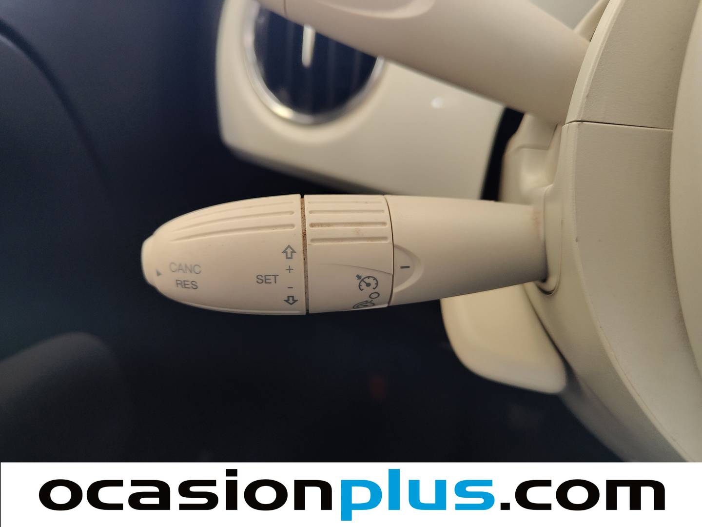 Equipamiento del Fiat 500 Fiat 500 1.0 Hybrid Dolcevita (70 CV)