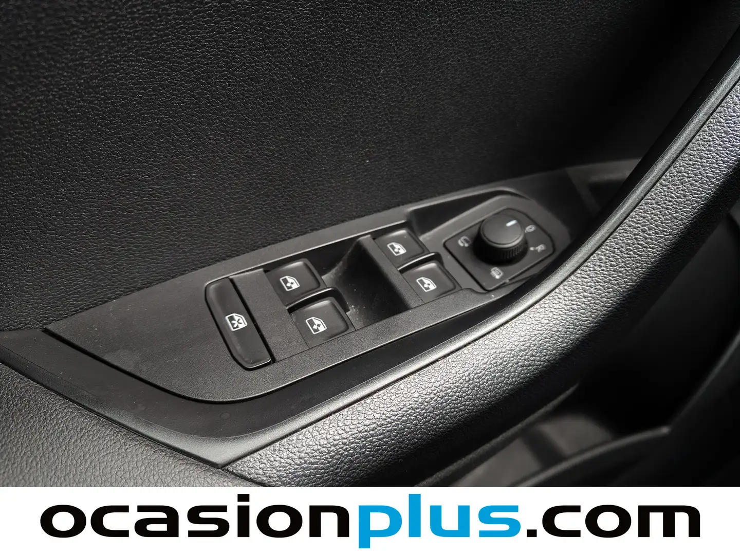 Foto Skoda Karoq Skoda Karoq 1.5 TSI ACT Ambition (150 CV)