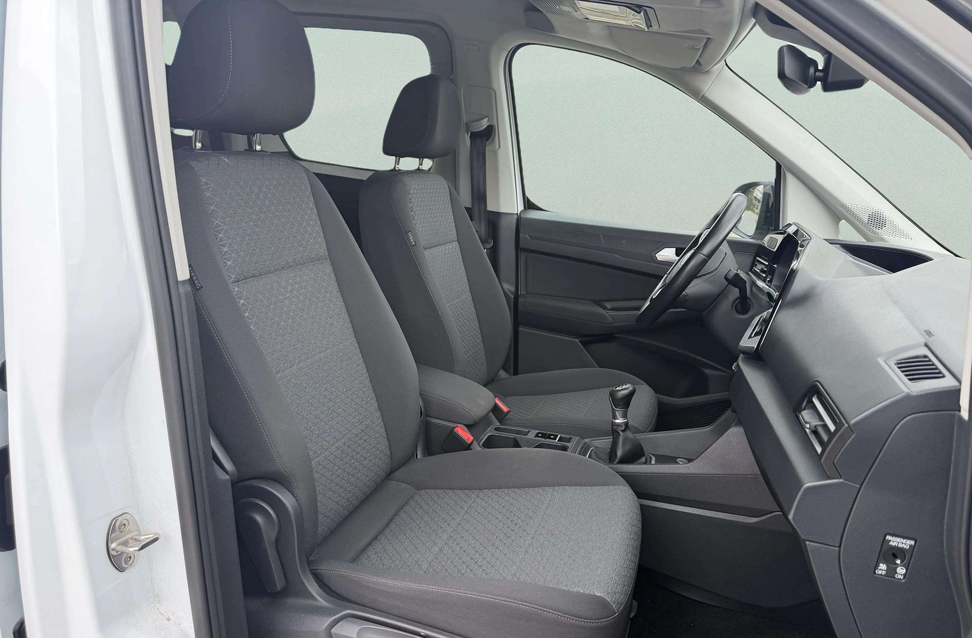 Ford Tourneo Connect 2.0 EcoBlue Titanium - foto 16