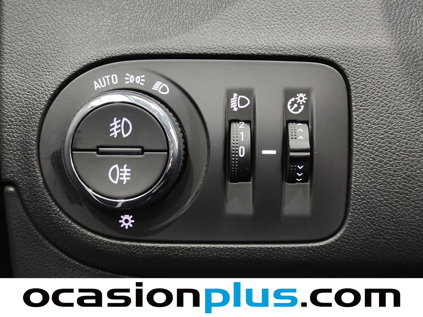 Foto Opel Crossland X Opel Crossland X 1.2 Opel 2020 (110 CV)