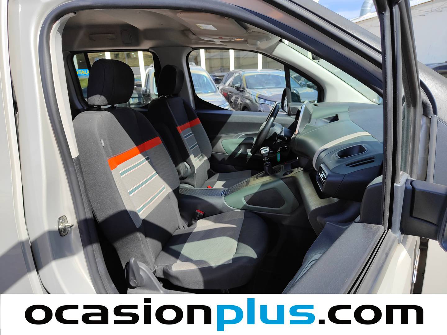 Citroën Berlingo Citroen Berlingo Combi PureTech 110 Talla M Shine (110 CV) km 0