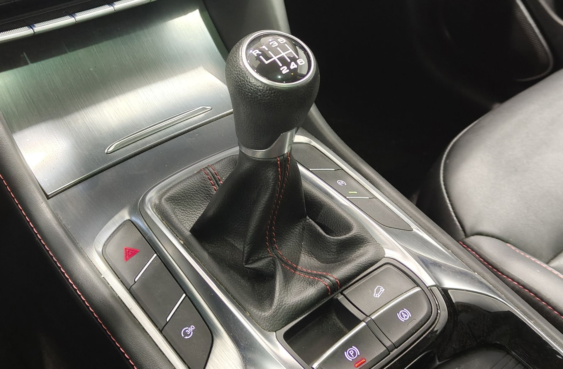 MG HS 1.5 Turbo GDI Luxury - foto 6