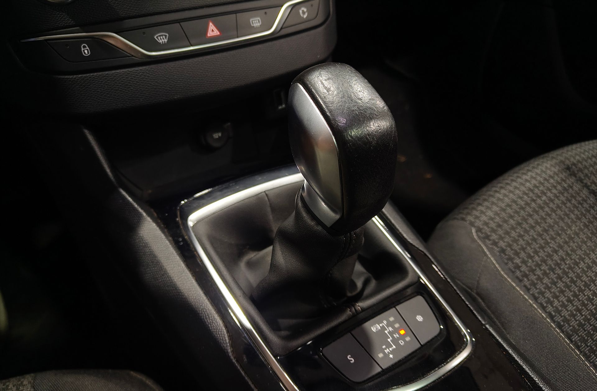 Peugeot 308 PureTech 130 Active EAT6 - foto 5