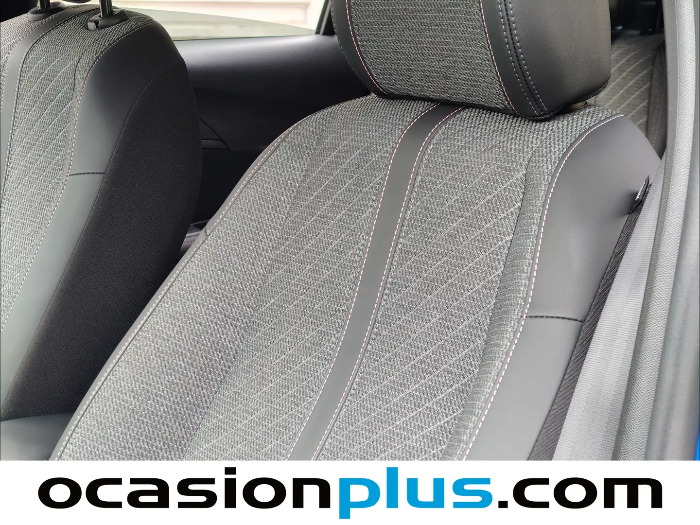 Foto Peugeot 208 Peugeot 208 Allure Hybrid eDCS6 (100 CV)