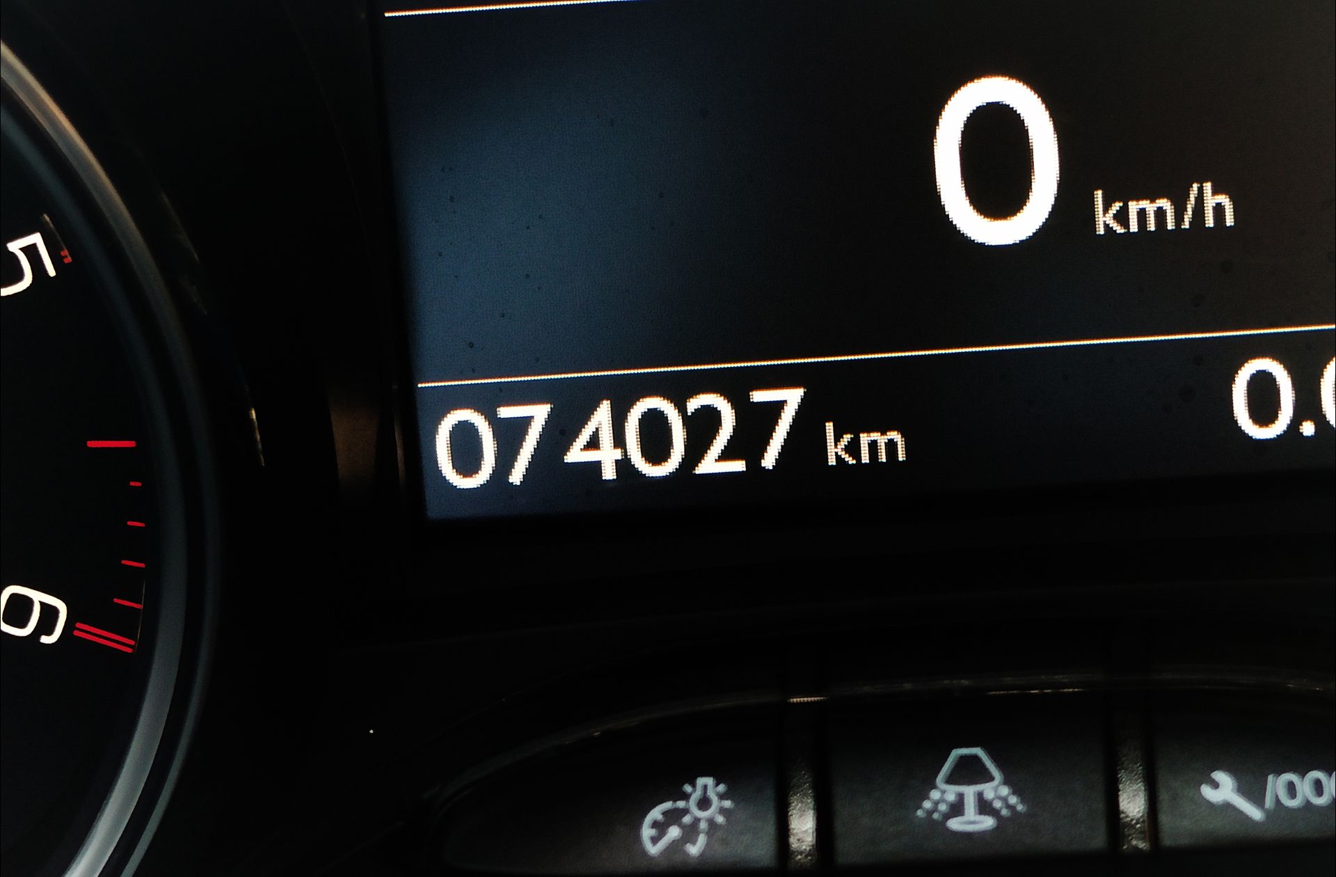Peugeot 2008 BlueHDi 120 Allure - foto 12