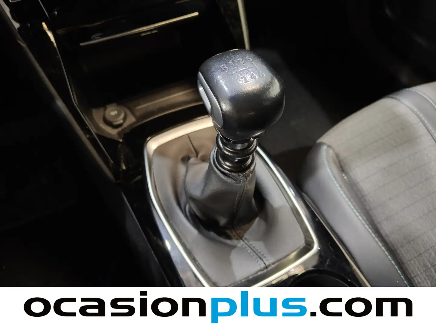 Foto Peugeot 2008 Peugeot 2008 PureTech 100 S&S Allure  (100 CV)