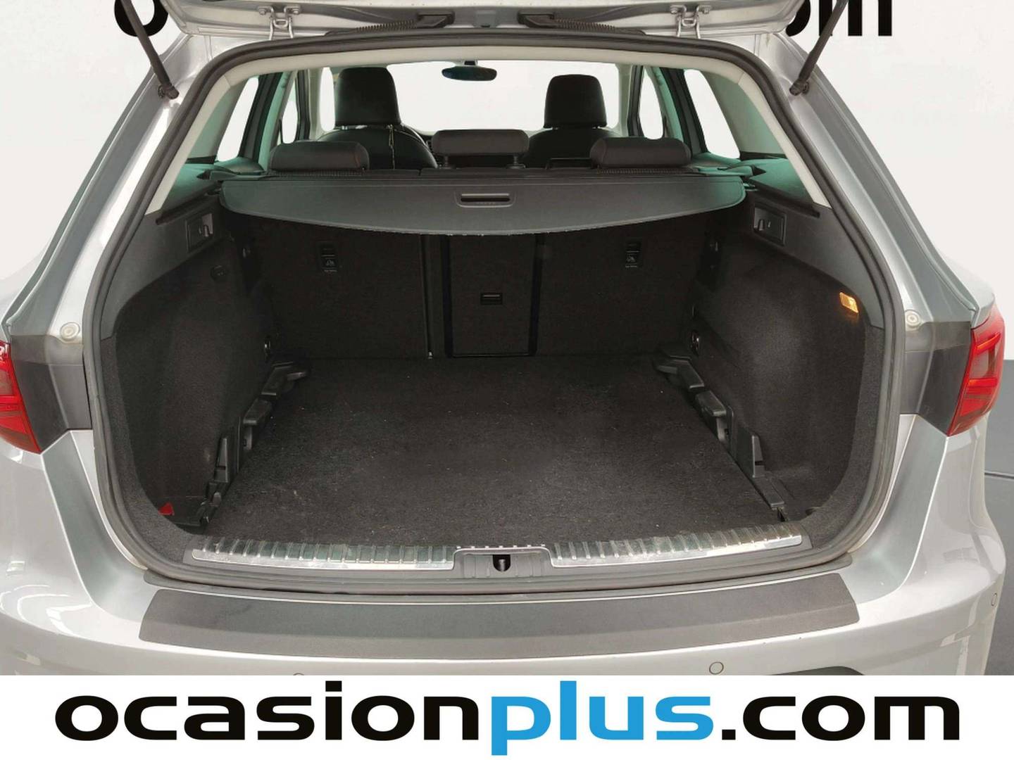 Fotos maletero Seat León Seat León ST ST 2.0 TDI S&S FR DSG (150 CV)