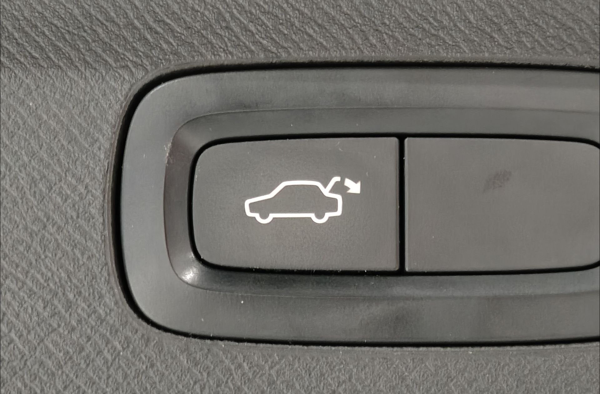 Volvo XC90 D5 Momentum AWD - foto 18