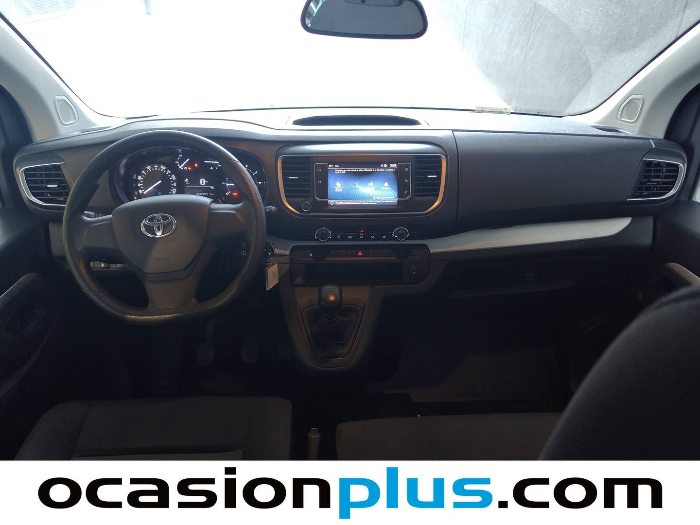 Foto asientos delanteros Toyota Proace Verso Toyota Proace Verso 2.0D VX Plus Shuttle L1 (145 CV)