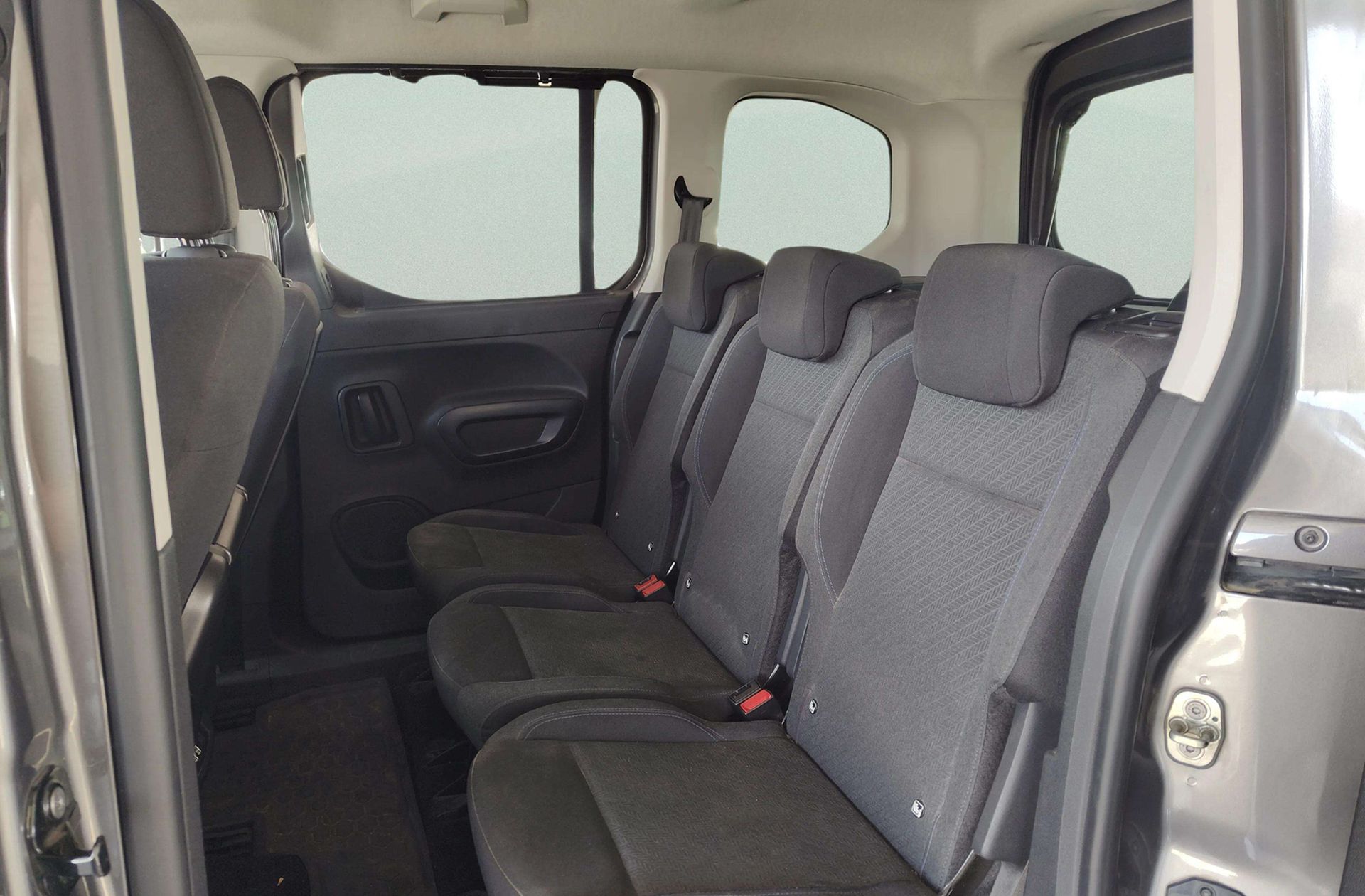Peugeot Rifter PureTech 110 Allure Standard - foto 11