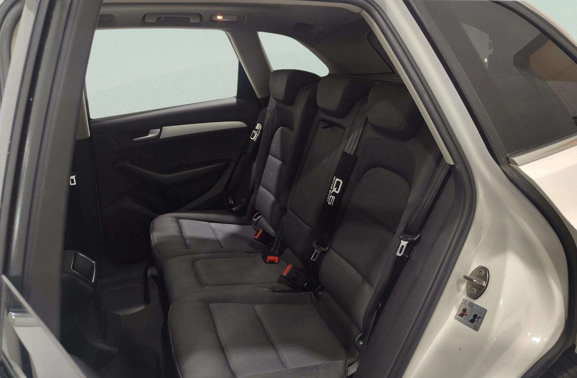 Audi Q5 2.0 TDI quattro - foto 14