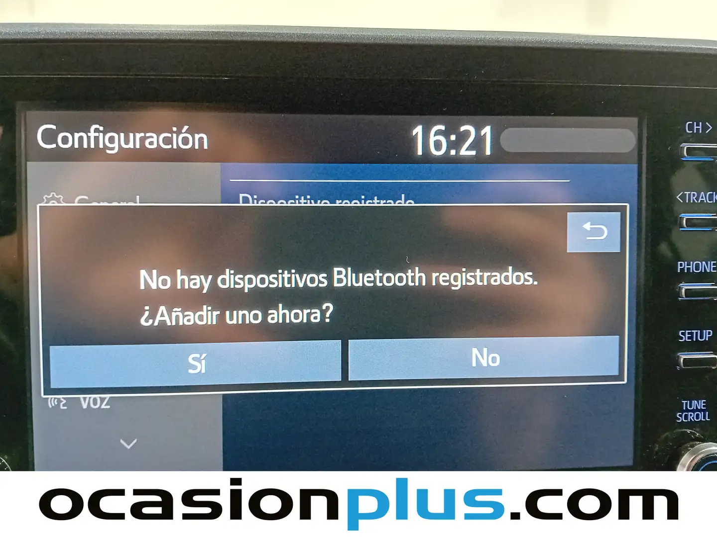 Foto Toyota C-HR Toyota C-HR 1.8 125H Advance (122 CV)