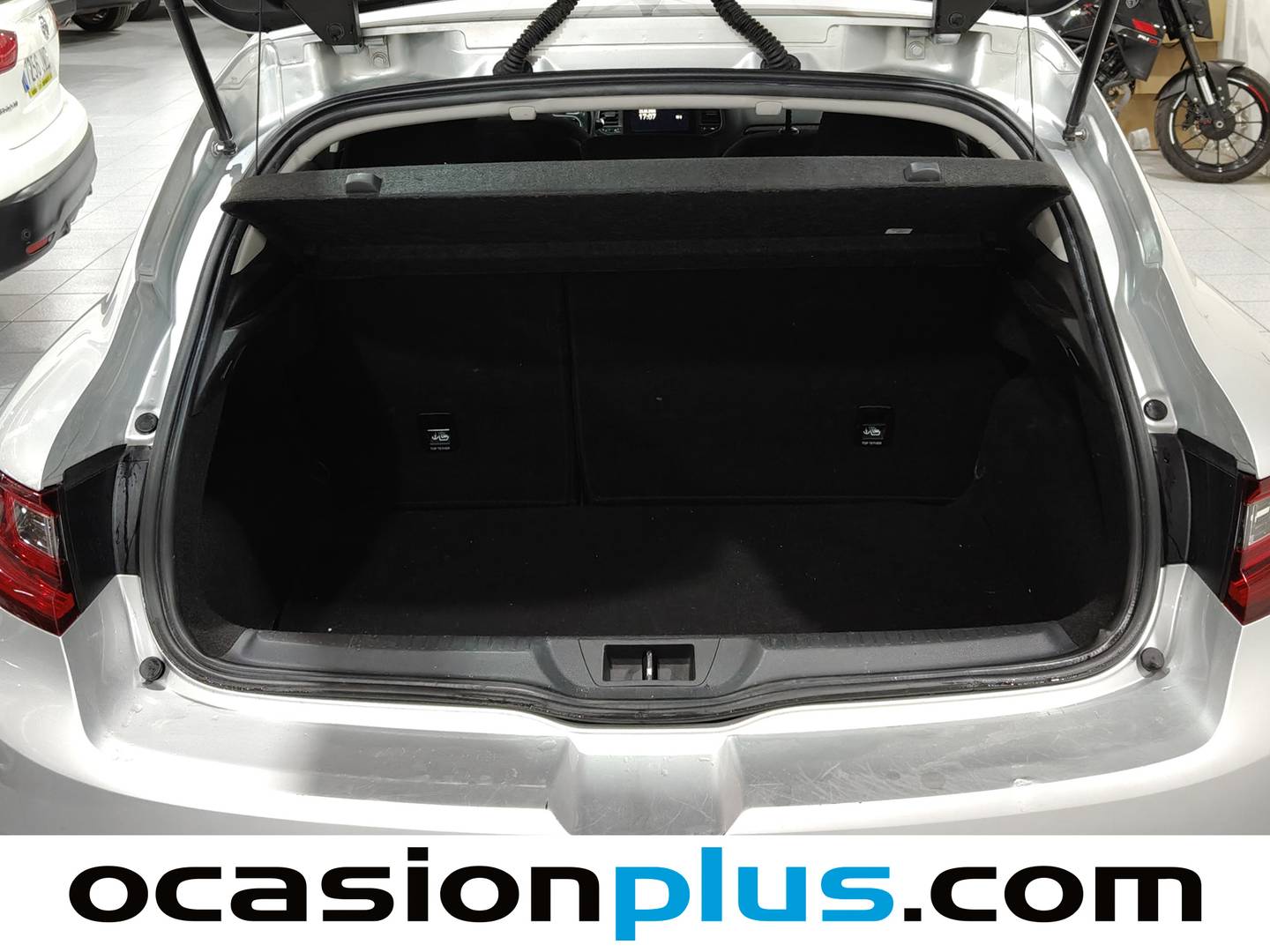 Foto asientos delanteros Renault Mégane Renault Megane Intens Energy TCe (100 CV)