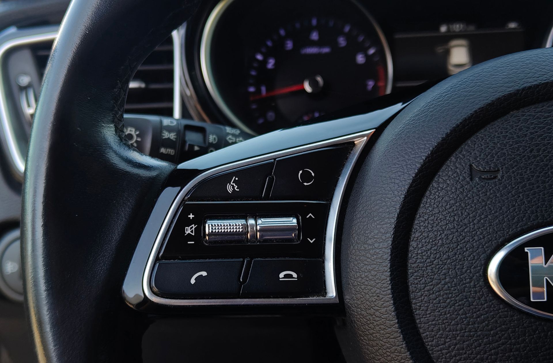 Kia XCeed 1.4 T-GDi Tech - foto 30