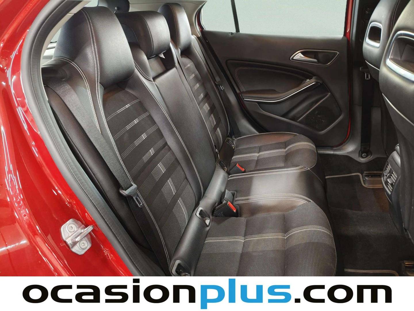 Mercedes GLA Mercedes GLA 180 (122 CV) gasolina