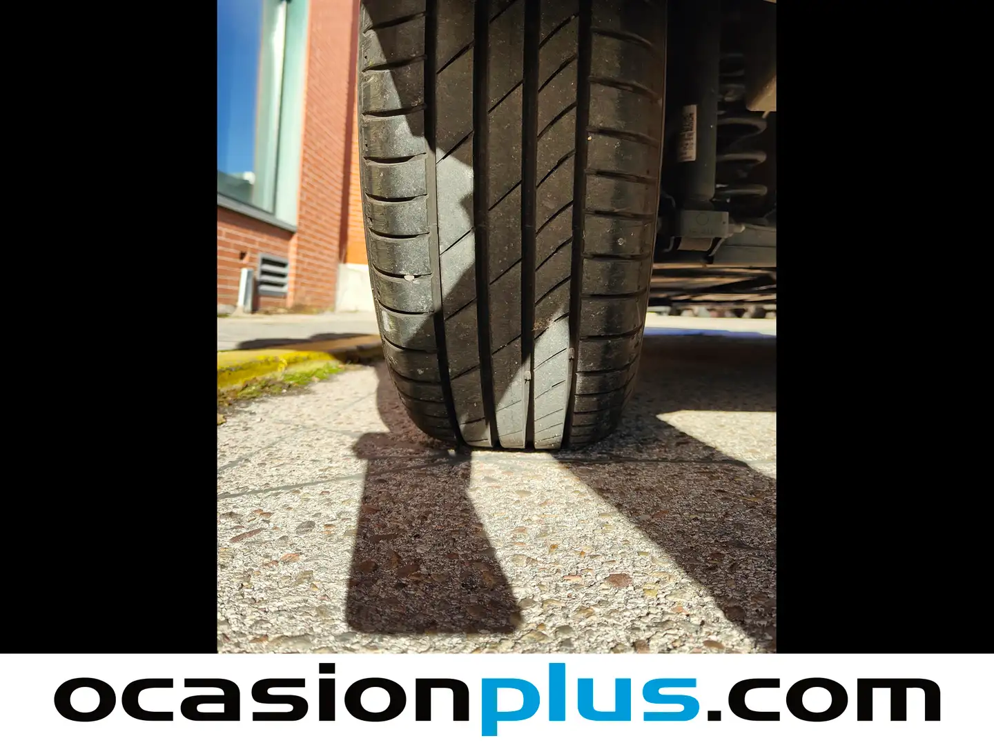 Foto Skoda Kamiq Skoda Kamiq 1.0 TSI Ambition DSG (110 CV)