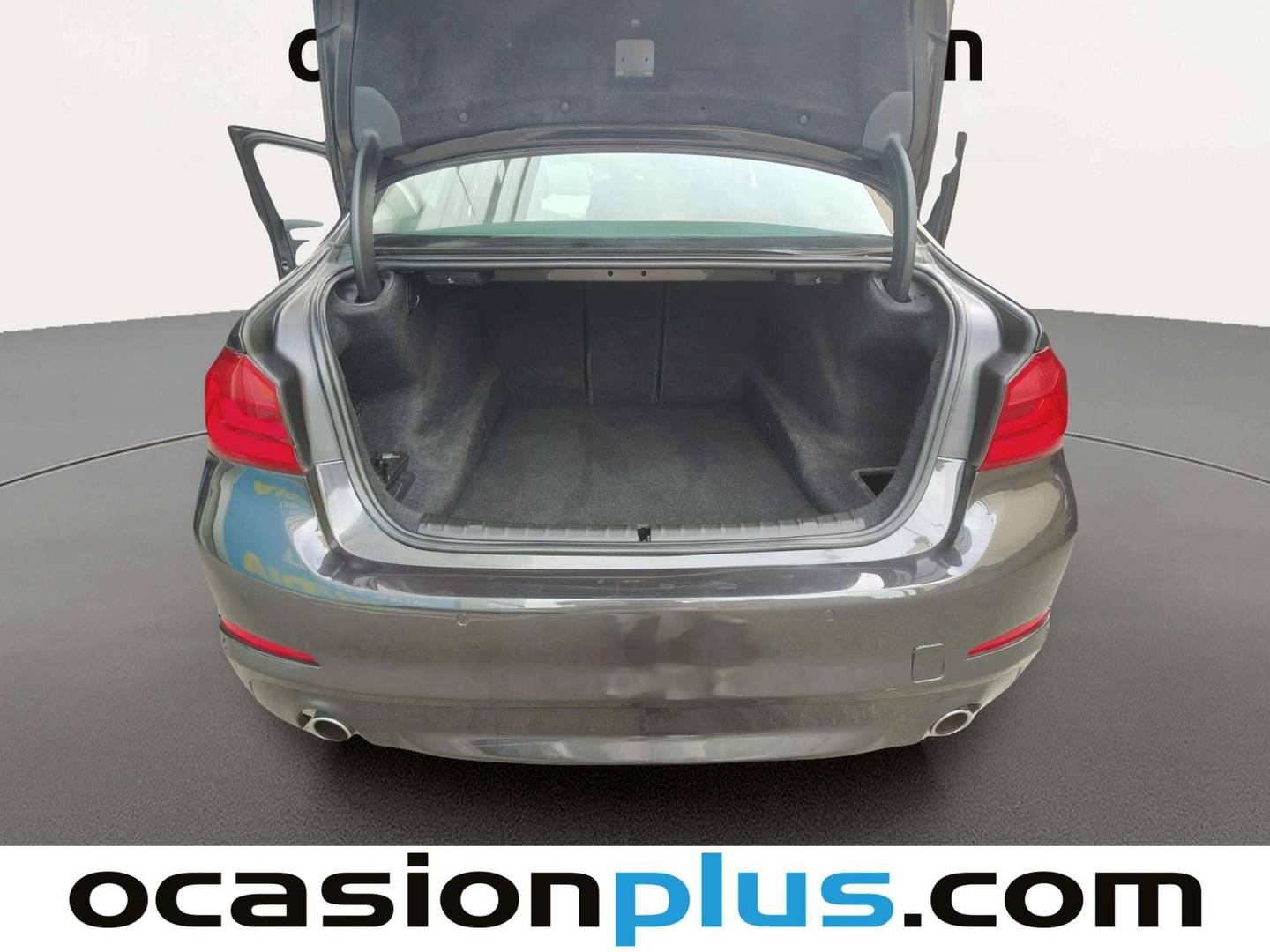 Fotos maletero BMW Serie 5 BMW Serie 5 520d (190 CV)