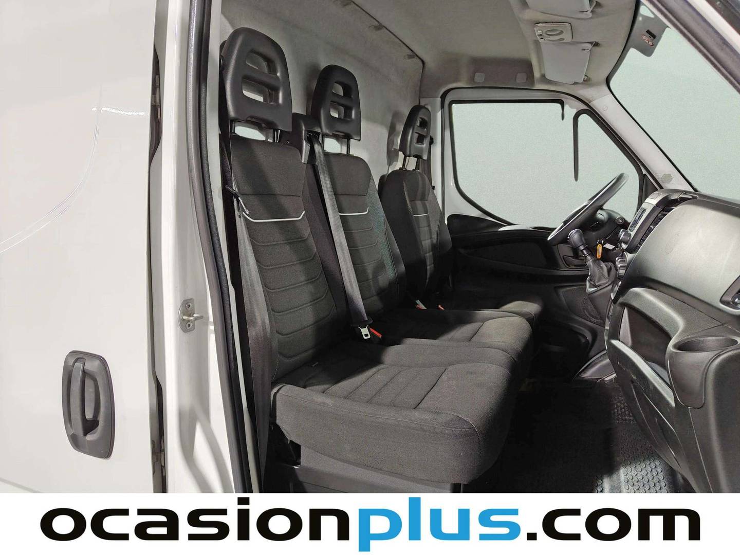 Foto Iveco Daily Iveco Daily 35S 16 V 3520L/H2 (156 CV)