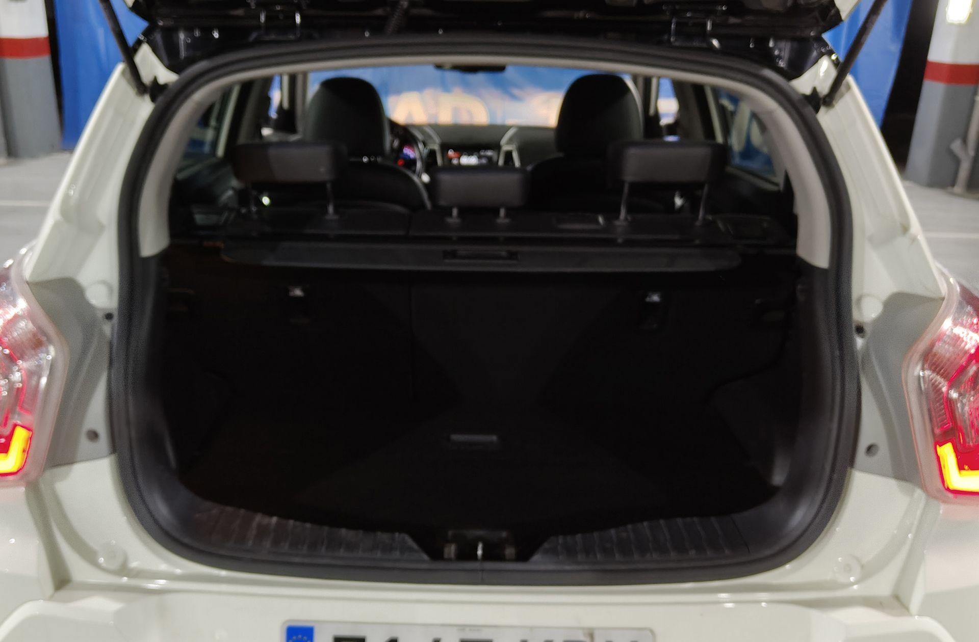 SsangYong Tivoli G16 GLP Limited 4x2 - foto 19