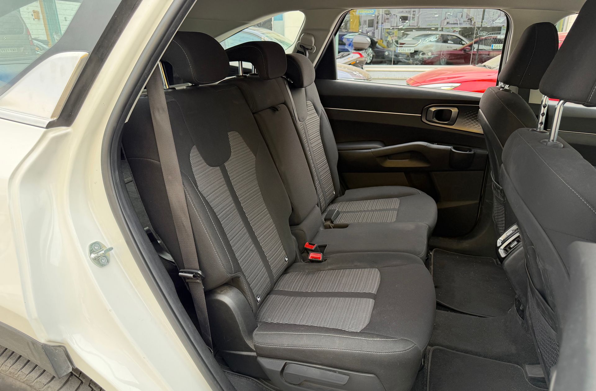 Kia Sorento 1.6 T-GDi HEV Drive 4x2 7 plazas - foto 20