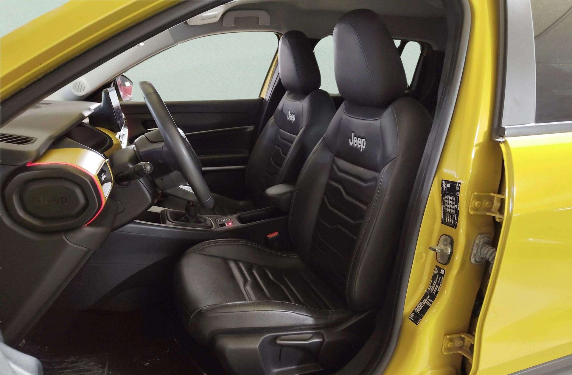 Jeep Avenger 1.2 G Summit - foto 13