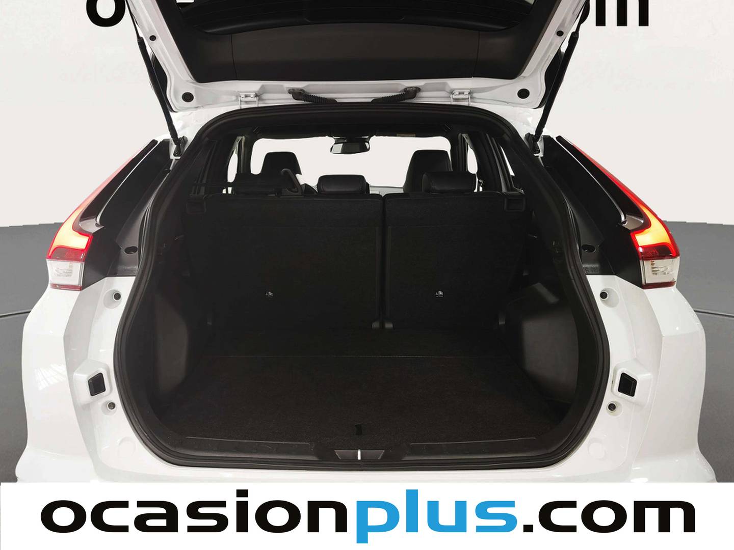 Fotos maletero Mitsubishi Eclipse Cross Mitsubishi Eclipse Cross 2.4 PHEV Kaiteki 4WD Auto (188 CV)