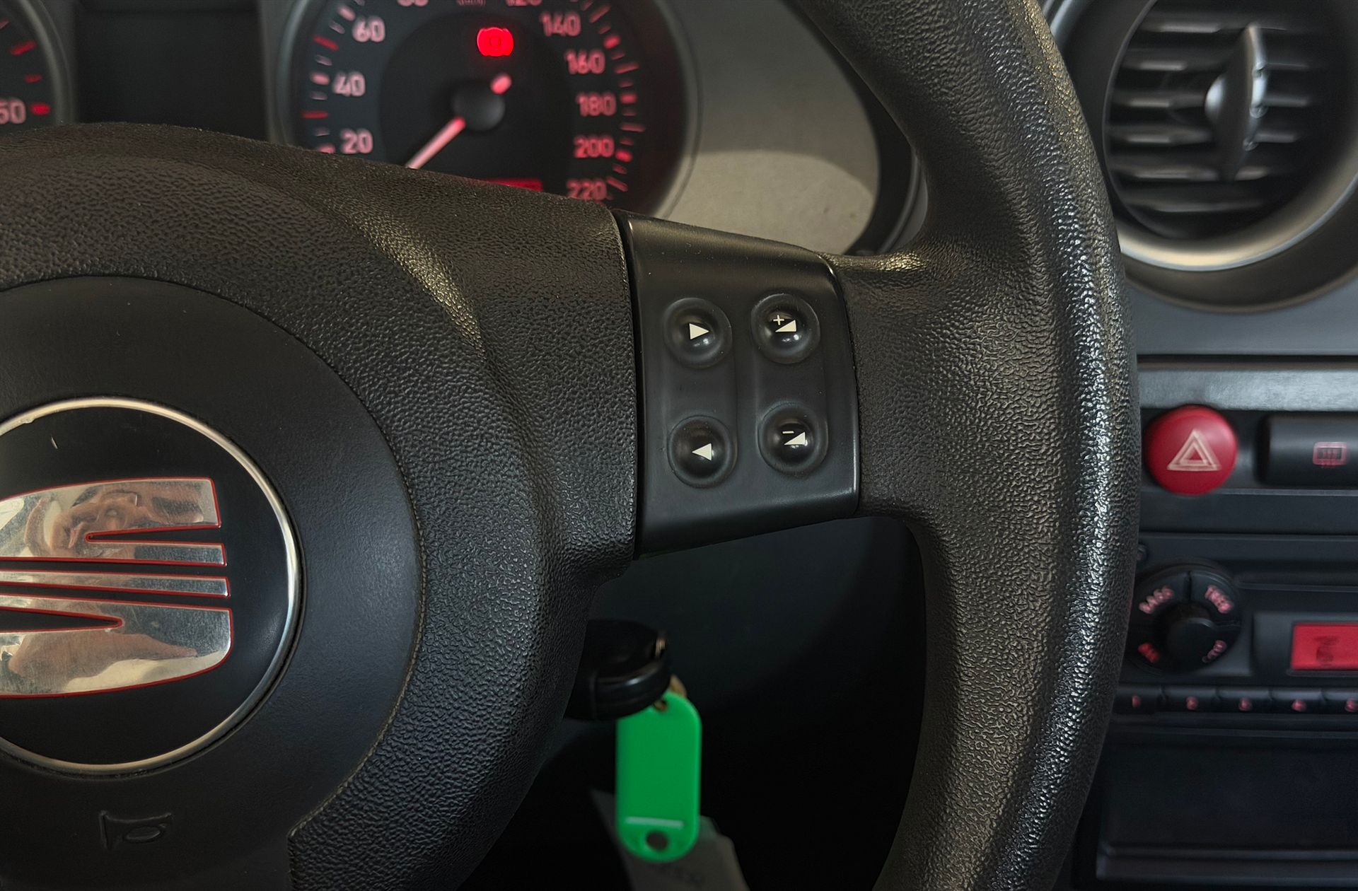 SEAT Ibiza 1.4 TDi Junior - foto 21