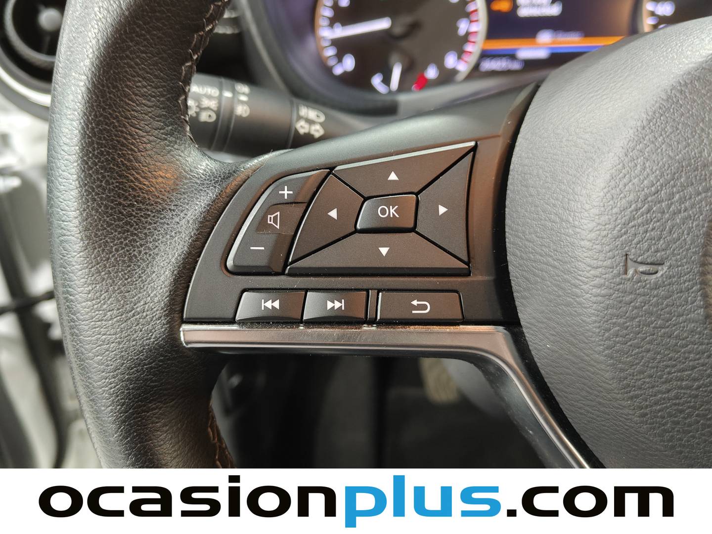 Foto Nissan JUKE Nissan Juke DIG-T 114 N-Design 4X2 (114 CV)