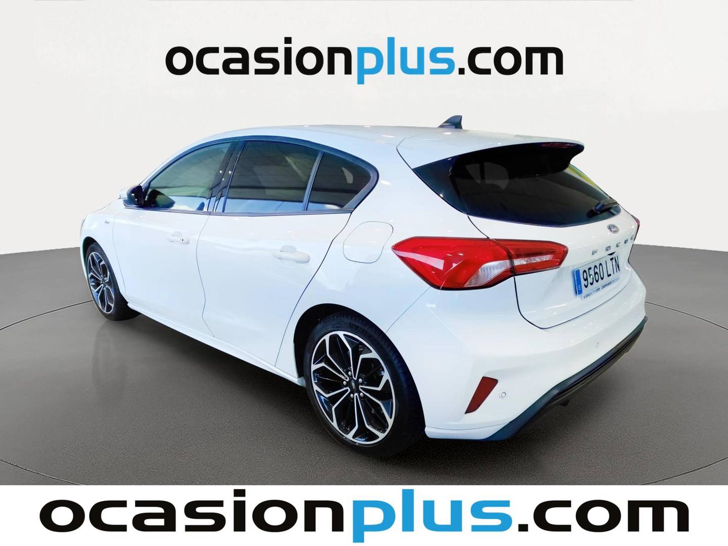 Foto trasera Ford Focus Ford Focus 1.0 Ecoboost MHEV ST-Line (125 CV) izquierda