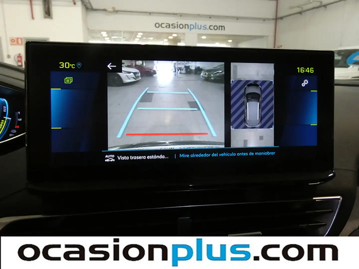 Foto Peugeot 3008 Hybrid Peugeot 3008 Hybrid 300 GT Pack e-EAT8 (300 CV)