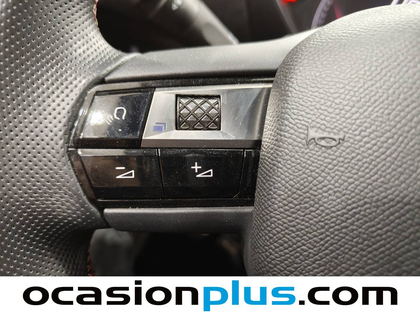 Foto DS DS 3 Crossback DS DS3 Crossback Performance Line PureTech (100 CV)