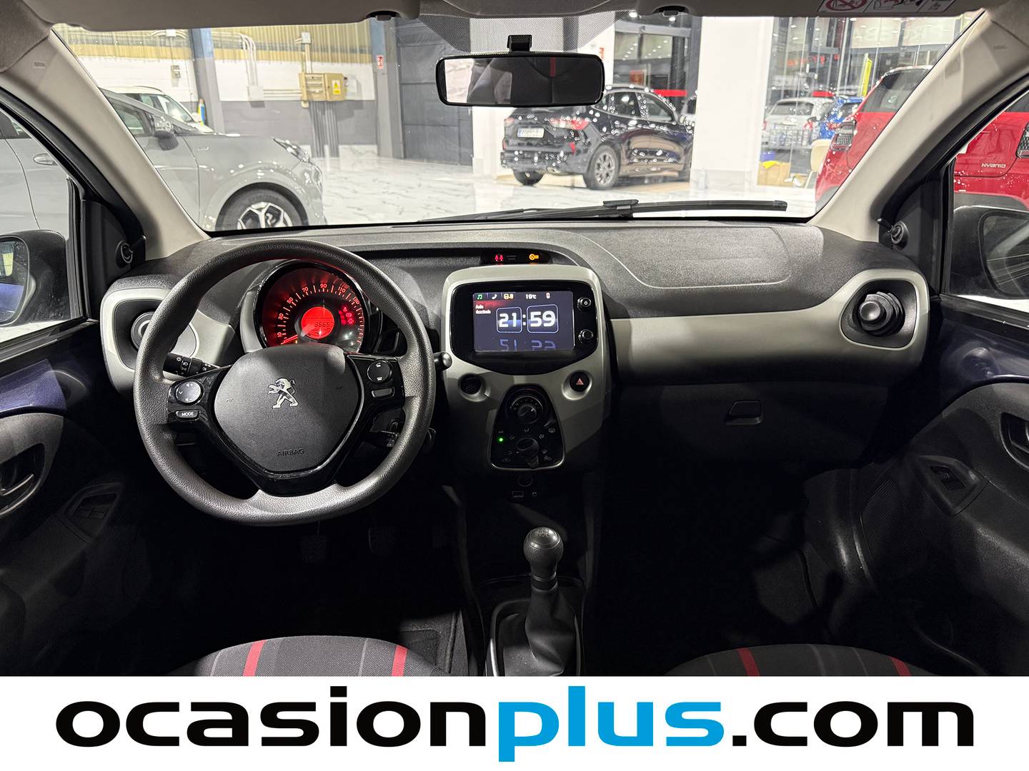 Peugeot 108 Peugeot 108 1.2 PureTech Active (82 CV) de ocasión