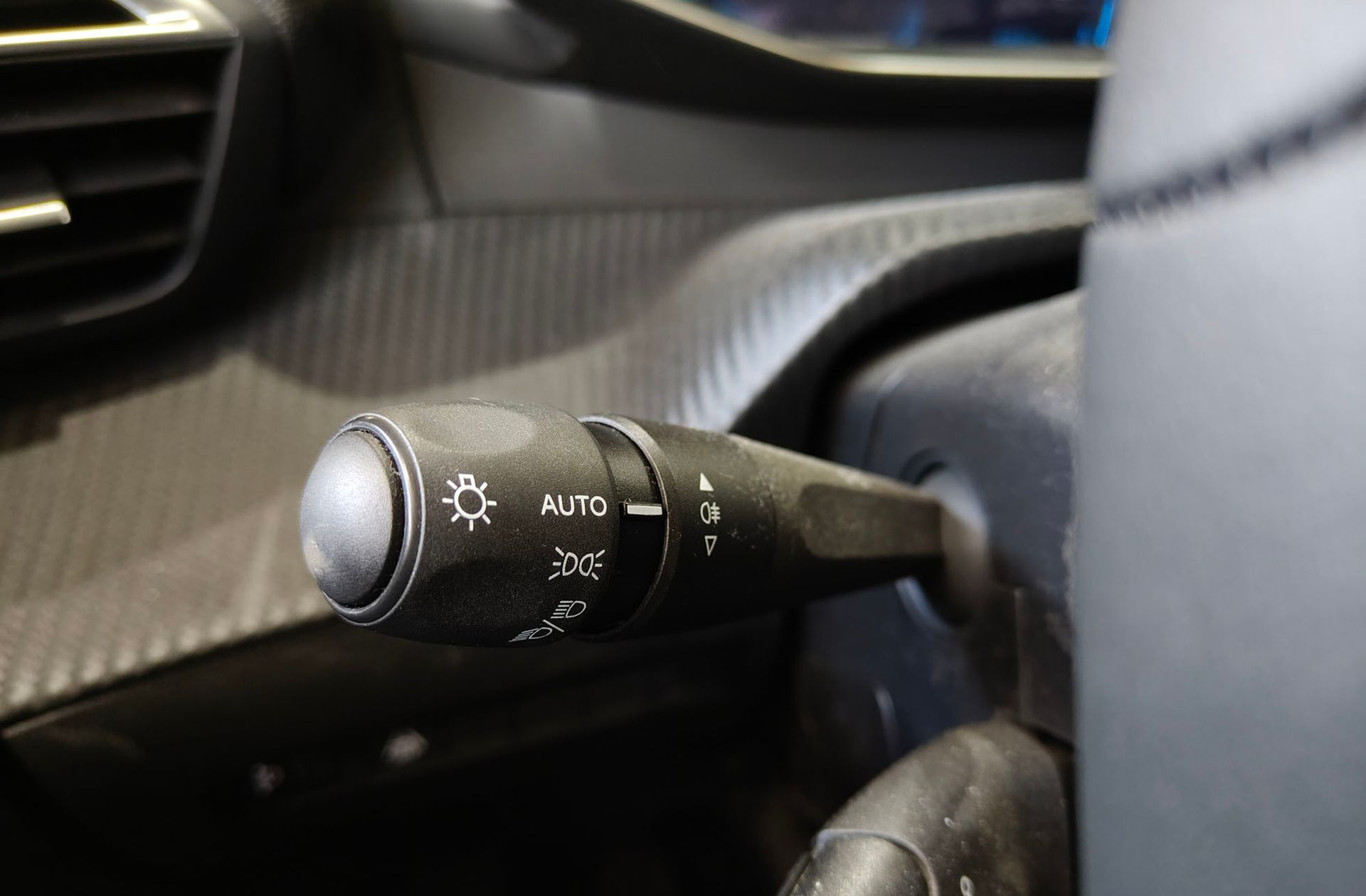 Peugeot 208 PureTech 100 Allure Pack - foto 24