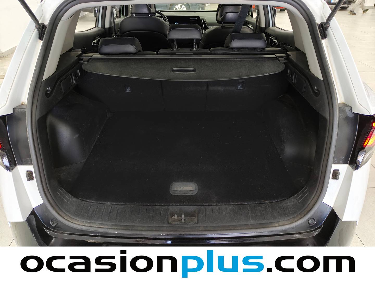Foto KIA Sportage KIA Sportage 1.6 T-GDi HEV Tech 4x2 (230 CV) siete plazas