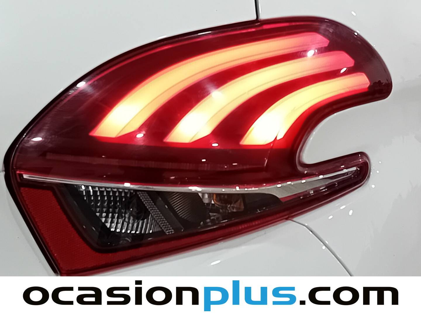 Equipamiento del Peugeot 208 Peugeot 208 PureTech 82 S&S Active (82 CV)