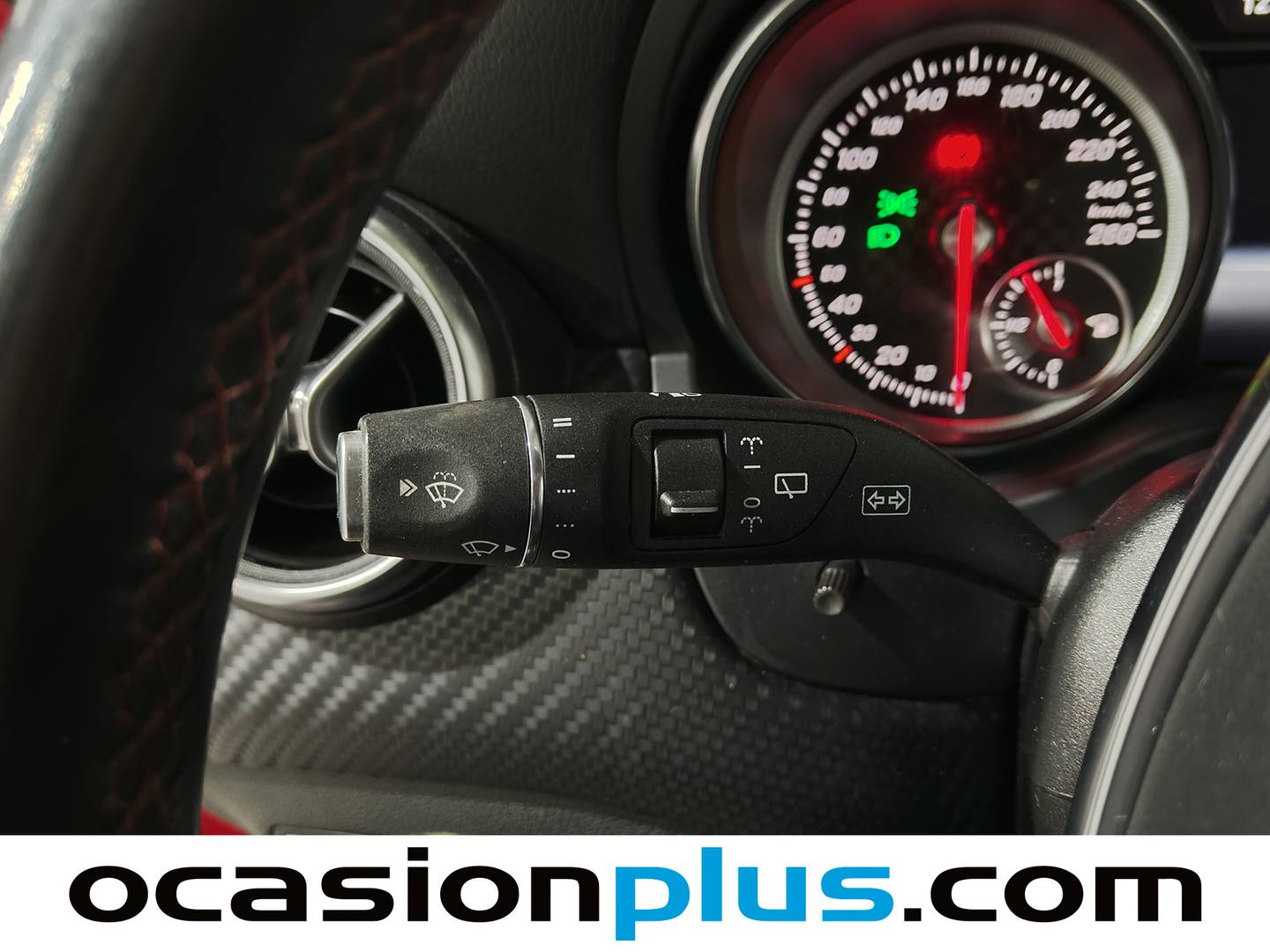 Foto Mercedes Clase A Mercedes-Benz Clase A 180 (122 CV) Pack AMG